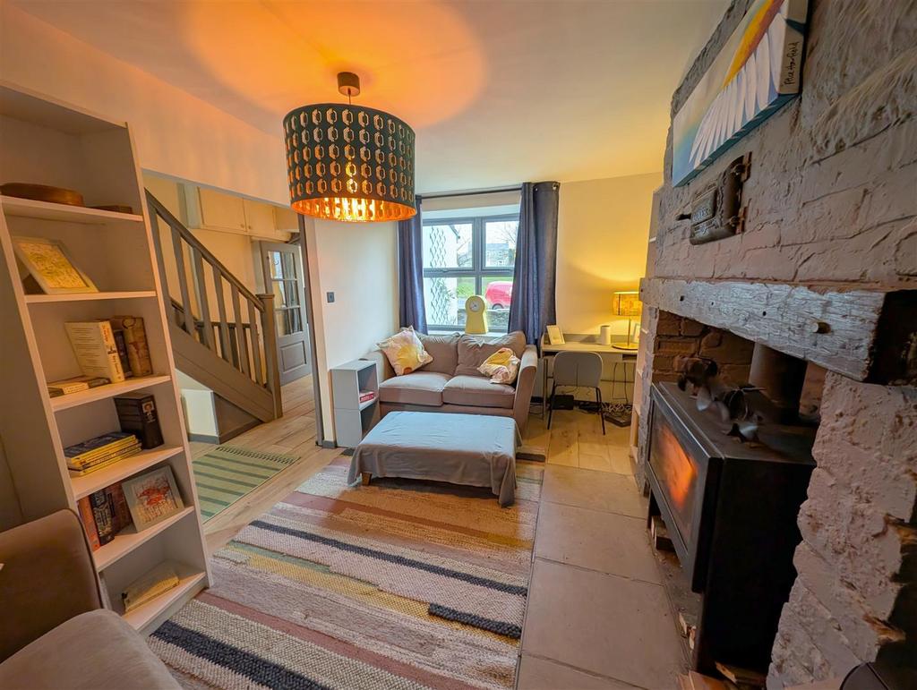 Snug Lounge