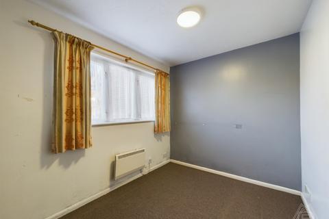 1 bedroom flat for sale, Brimfield Road, Purfleet, Essex, RM19 1R