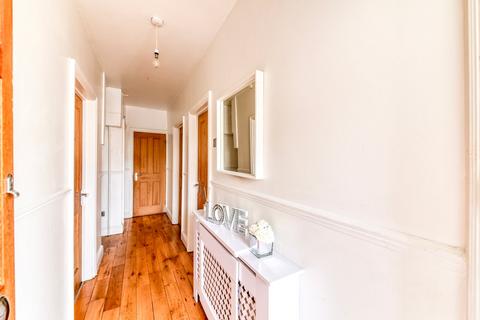 2 bedroom maisonette for sale, Effingham Road, Croydon, CR0