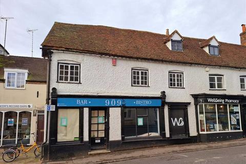 Shop to rent, Newbury Street, Whitchurch