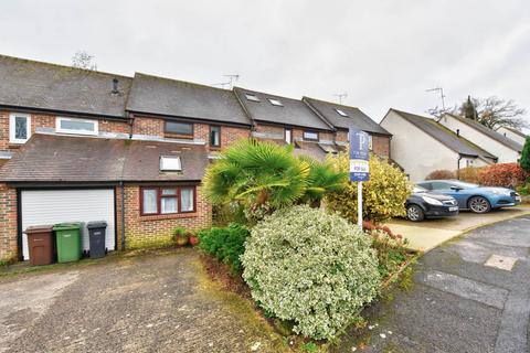 3 bedroom terraced house for sale, The Close, Henley On Thames