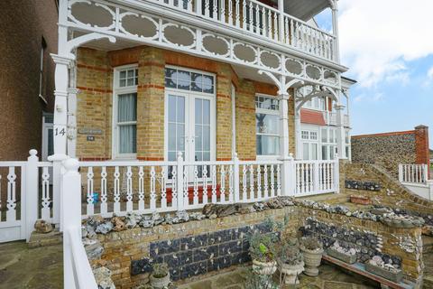 4 bedroom link detached house for sale, Eastern Esplanade, Broadstairs, CT10