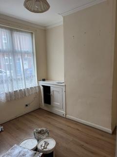 2 bedroom terraced house for sale, Roslyn Street,  Leicester, LE2