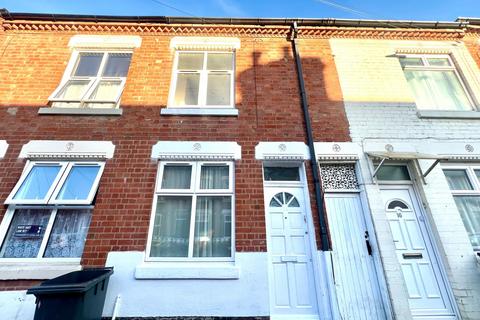 2 bedroom terraced house for sale, Roslyn Street,  Leicester, LE2