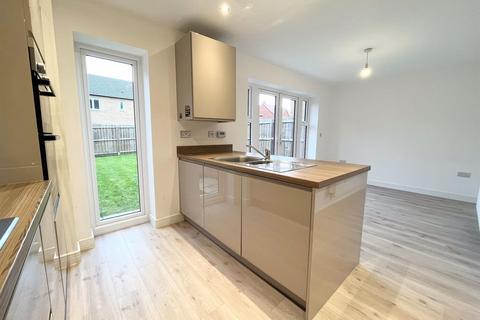 4 bedroom detached house to rent, Britannia Avenue, Yarm