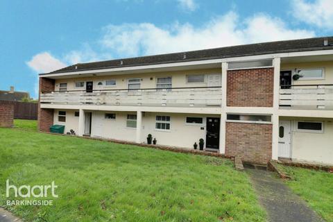 1 bedroom flat for sale, Lowe Close, Chigwell