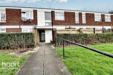 1 bedroom flat for sale, Lowe Close, Chigwell