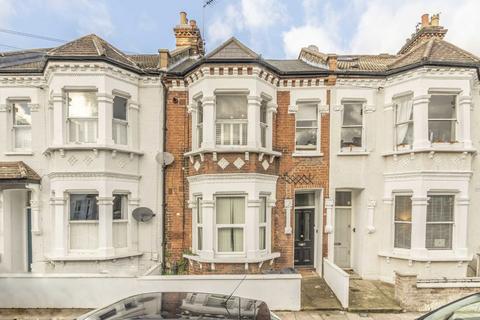 2 bedroom flat for sale, Aliwal Road, London SW11