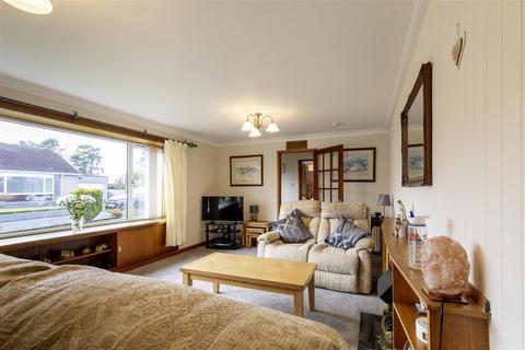 4 bedroom detached bungalow for sale, Ashgrove, Scone