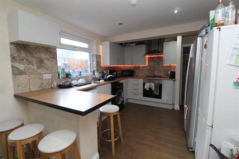 5 bedroom house to rent, Keppoch Street, Cardiff CF24