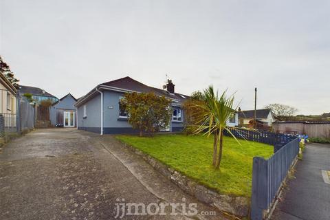 2 bedroom semi-detached bungalow for sale, Anwylfan, Aberporth, Cardigan