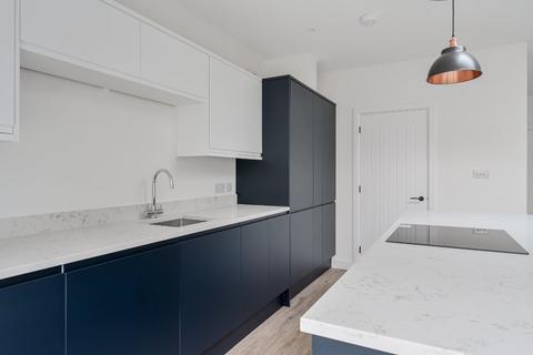 10 Filby Road, Chessington, KT9 2AG