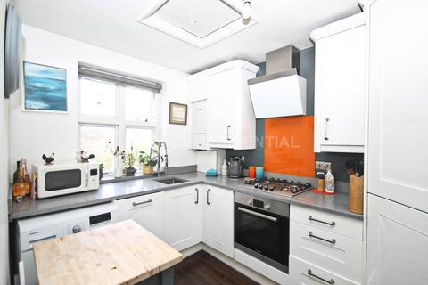 1 bedroom flat to rent, Westbury Road, New Malden