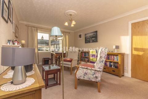 2 bedroom house for sale, Kensington Court, Bare LA4