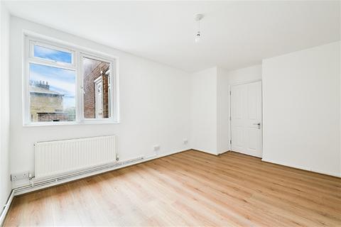 2 bedroom flat for sale, Gaisford Street, Kentish Town, NW5