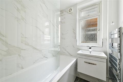 2 bedroom flat for sale, Gaisford Street, Kentish Town, NW5
