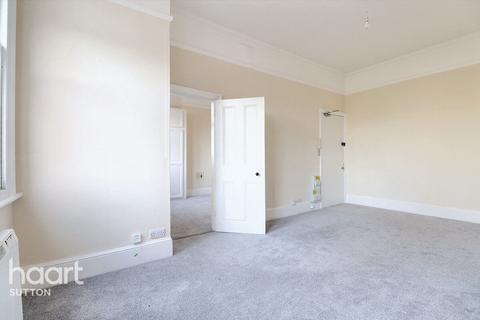 1 bedroom flat to rent, Cheam Road, SUTTON