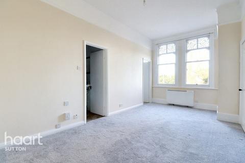 1 bedroom flat to rent, Cheam Road, SUTTON