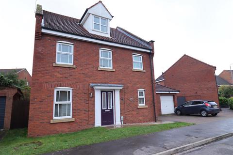 5 bedroom detached house for sale, Hanover Drive, Brough