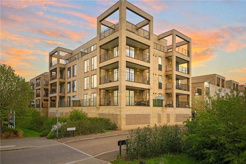 2 bedroom apartment to rent, Seekings Close, Trumpington, Cambridge, CB2