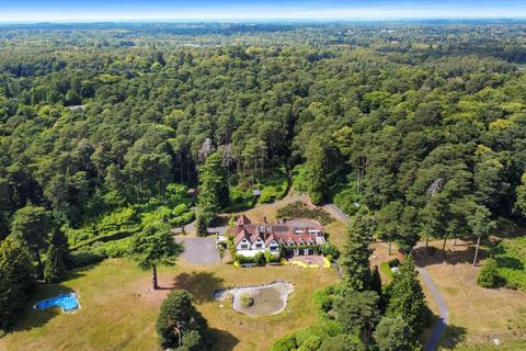 undefined, Chertsey Road, Windlesham, Surrey GU20
