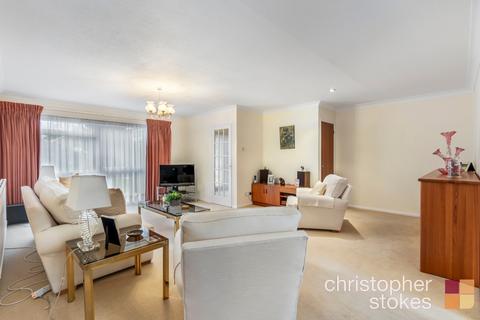 4 bedroom detached house for sale, Greenbank, Cheshunt, Waltham Cross, Hertfordshire, EN8 0QQ