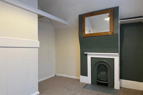 2 bedroom terraced house to rent, Sion Passage, Ramsgate, CT11