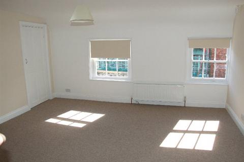 1 bedroom flat to rent, High Street, Pershore WR10