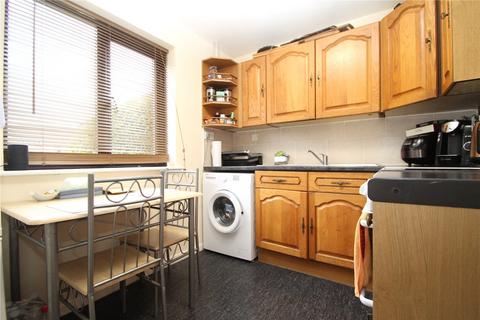 1 bedroom apartment to rent, Spring Close, Dagenham, RM8