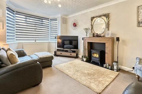 3 bedroom semi-detached house for sale, Green Acres Road, Birmingham B38