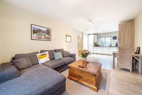 2 bedroom maisonette for sale, Bramley Gardens, Bourne End, Buckinghamshire