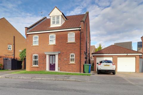 5 bedroom detached house for sale, Hanover Drive, Brough