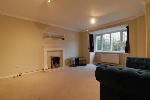 4 bedroom detached house for sale, Belfry Close, Walsall