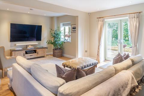 4 bedroom detached house for sale, Shipton-under-Wychwood, Oxfordshire, OX7