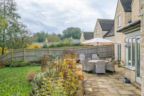 4 bedroom detached house for sale, Shipton-under-Wychwood, Oxfordshire, OX7