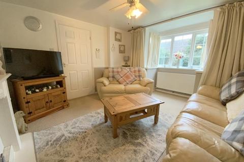 3 bedroom semi-detached house for sale, Oak Way, Cleethorpes