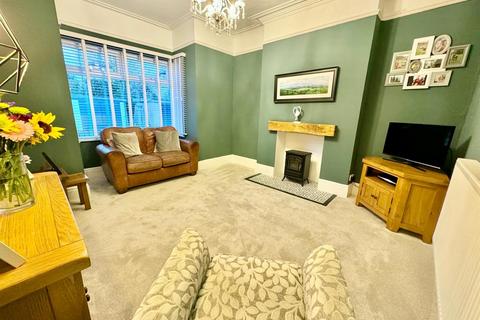 4 bedroom house for sale, Station Road, Llanrwst