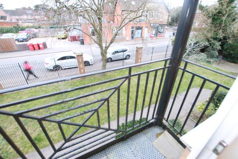 1 bedroom flat to rent, Northcourt Avenue, Reading RG2