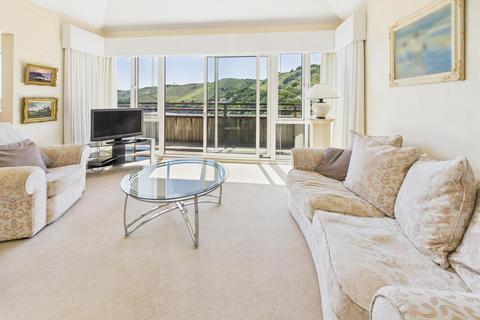 3 bedroom penthouse for sale, No Chain & Fantastic Value