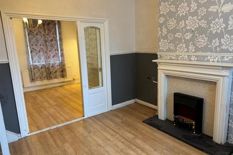 2 bedroom terraced house for sale, South Street, Pontypool NP4