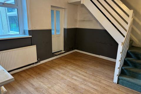 2 bedroom terraced house for sale, South Street, Pontypool NP4