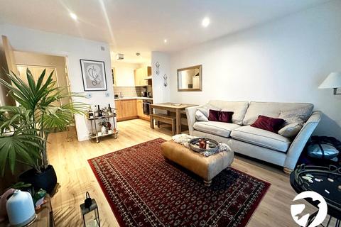 1 bedroom flat for sale, Desvignes Drive, Hither Green, London, SE13