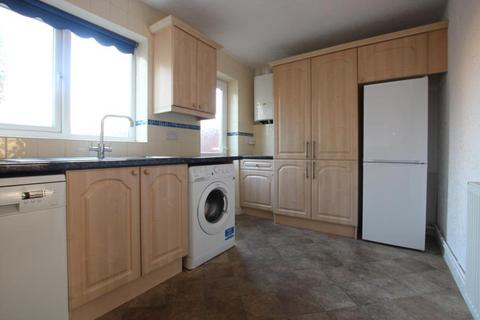 2 bedroom end of terrace house to rent, Meadow Way, Bristol BS32