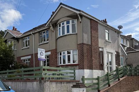 undefined, Muriau Park, Caernarfon, Gwynedd, LL55