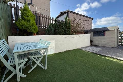 undefined, Muriau Park, Caernarfon, Gwynedd, LL55