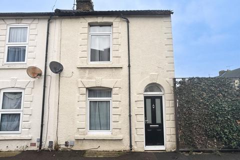 3 bedroom end of terrace house to rent, Stanley Road, Gillingham, ME7