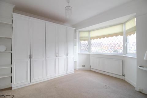 41 Dudley Drive, Morden, SM4 4RJ