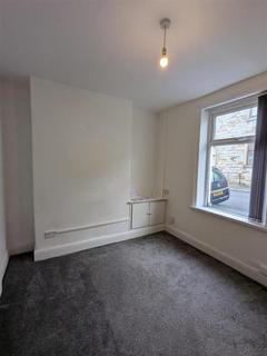 2 bedroom terraced house to rent, Arran Street, Burnley BB11