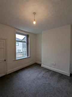 2 bedroom terraced house to rent, Arran Street, Burnley BB11