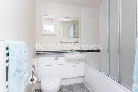 2 bedroom apartment to rent, Heritage Avenue, Colindale NW9